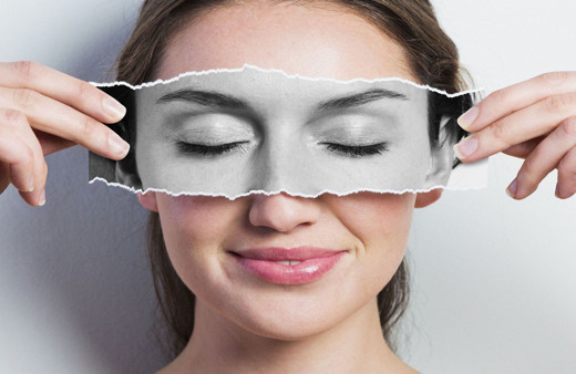 Moraran ve kırışan göz çevresi için bu yöntemleri denediğinizde 10 yaş gençleşeceksiniz