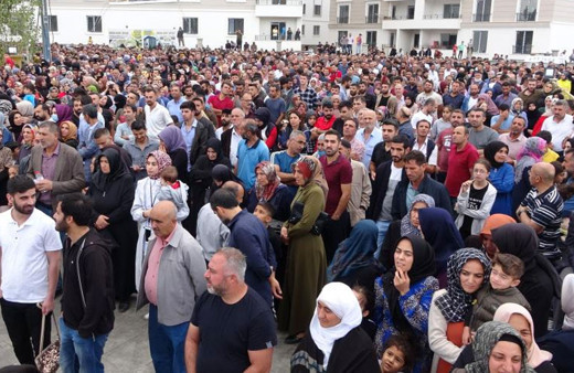 Bingöl'de 'bedava ev' izdihamı: 23 bin 700 kişi başvurdu