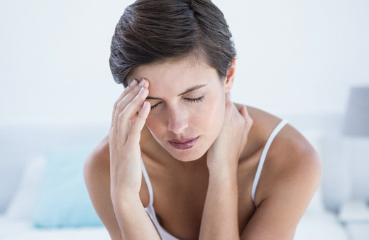 Bir bardağı migren ağrısını kesiyor! Sürekli ilaç içenler bu çayı kesfettiğine sevinecek