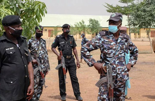 Afrika ülkesi Nijerya'da camiye korkunç saldırı: 15 ölü