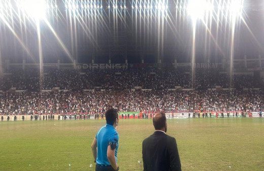 Amedspor-Bursaspor maçı sonrası olaylar çıktı! İçişleri Bakanlığı açıklama yaptı