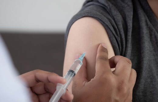 Sağlık Bakanı Koca duyurdu! Grip aşıları erişime açıldı isteyen aşı yaptırabiliyor mu?