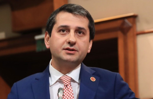 İYİ Parti'den Can Ataklı'ya 's..tirin gidin' cevabı: Ahlaksız, gazeteci görünümlü trol
