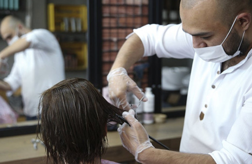 Berber, kuaför ve güzellik salonlarını ilgilendiriyor! Ticaret Bakanlığı: 1 Ocak 2023'e ertelendi