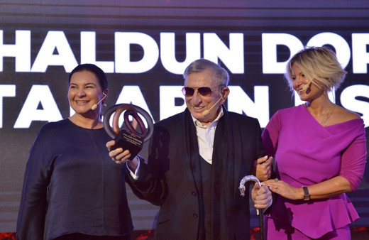 Haldun Dormen'e Ustaların Ustası ödülü