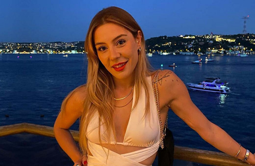 Ünlülerin kuaförü Ahmet Çoban'dan saç tavsiyeleri...Ege Kökenli kadınlara güzellik sırları verdi: ''İç huzuru dışa yansıyan kadın parlar''