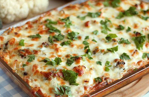 Hem kolay hem lezzetli! Fırında karnabahar size et yemeklerini aratmayacak