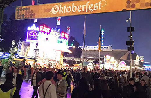 Yer: Almanya! Alkol festivali suç filmlerini aratmadı: Yüzlerce kişi yaralandı