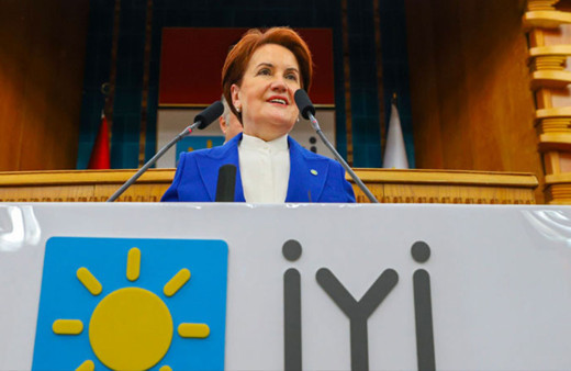 Meral Akşener 'Neşeli Günler' filmiyle Erdoğan'ı eleştirdi: Ufak at Ziya...