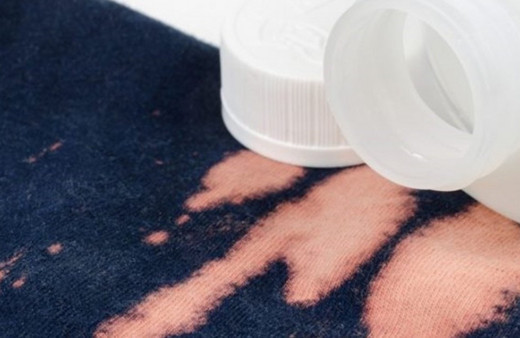 Kıyafetlerinizi çamaşır suyu lekesi yüzünden çöp olmaktan kurtaran o yöntem...