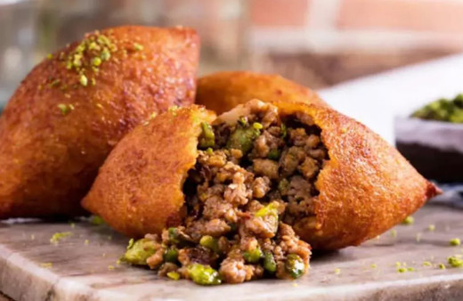 Kıvamını tutturamıyorum diye üzülme! Bu içli köfte tarifini acemiler bile becerecek!