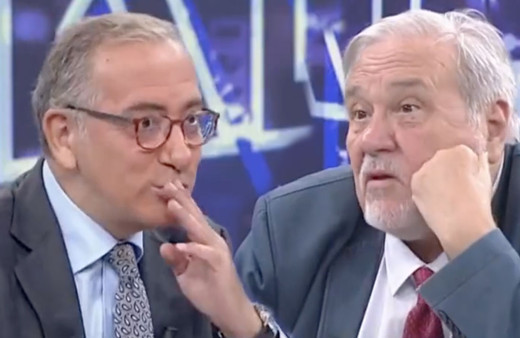 İlber Ortaylı canlı yayını unutup dedikodu yaptı! Fatih Altaylı 'sus' deyince 'yayınlandı mı?' diye sordu
