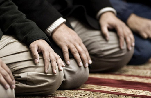 Kandil gecesi çekilecek zikirler ve esmalar hangisi Mevlid Kandili zikirleri Diyanet