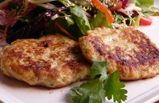 Bu tavuk köftesini yiyen bir daha normal köfte yemiyor! Hem daha ucuz, hem lezzetli!