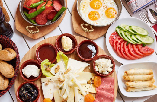 Kahvaltıda bunları yiyorsanız kanser riskiniz oldukça fazla