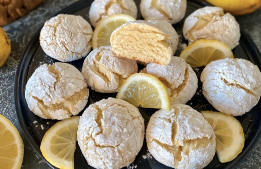 Çayınız buz gibi olacak! Yiyenin elinden düşüremediği limonlu kurabiye tarifi