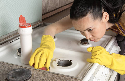 Gören yeni mi aldın diyecek ocak gözlerini tertemiz yapacak formül