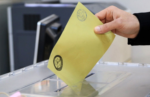 MetroPOLL'ün son anketi konuşuluyor 5 puan saf değiştirdi Özer Sencar'dan kritik açıklamalar