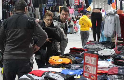 Edirne'den sonra Bulgarlar şimdi de o şehirde! Kasalar dolusu alışveriş yaptılar