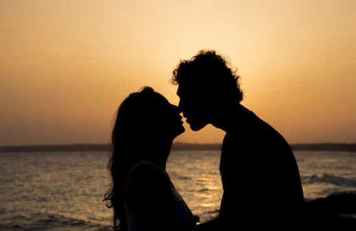 Partnerinizle aranızda ten uyumu var mı yoksa sadece sevgili misiniz? Ten uyumu nedir, nasıl anlaşılır?