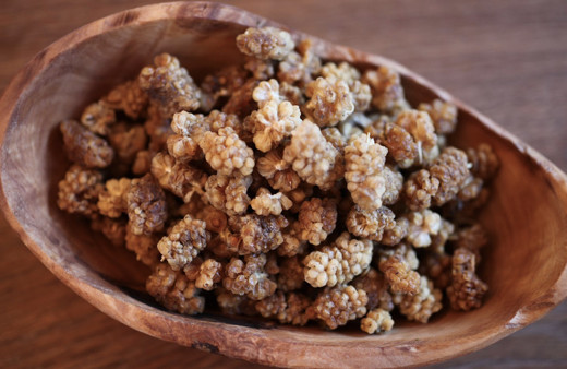 Yüzünüzün rengi bile değişecek, renk gelecek! Dut kurusu iltihabın düşmanı