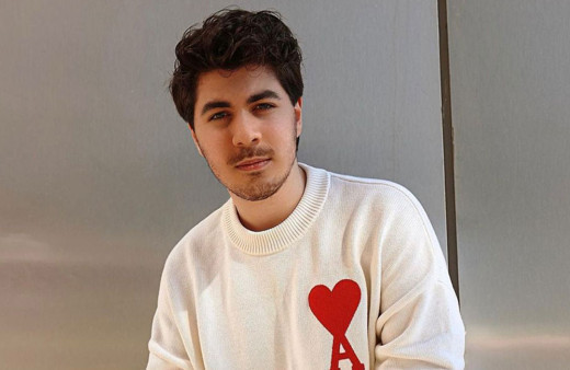 Efe Uysal, oyunculuk kariyerine ilk adımı “Mezarlık” dizisiyle attı!