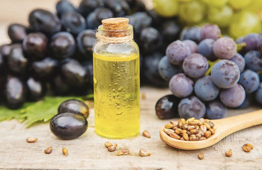 Farkına varmadan çöpe atıyoruz! Üzüm çekirdeğini 3 hafta yiyin olanları görün