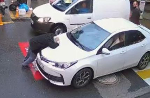 Giresun'da kimse yaptığına anlam veremedi yaşlı adamın hareketleri viral oldu