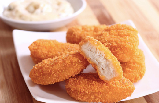 En çok çocuklar bayılacak! İşte her yemeğin yanına gidecek çıtır tavuk nugget tarifi