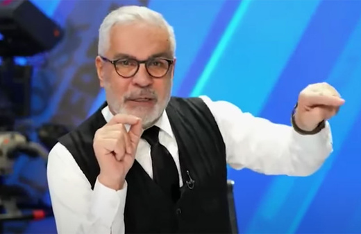 Cahil Milletiz! Metin Akpınar böyle buyurdu! Hadi Özışık soruyor: Şimdi bu adam yalaka mı sanatçı mı?