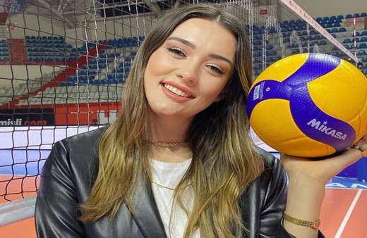 Zehra Güneş sevgilisiyle çekinmeden paylaştı aralarındaki boy farkı dikkat çekti!