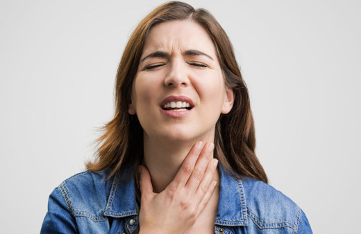 Şarkıcılar siyasetçiler hepsi peşinde! Ses kısıklığını şıp diyen açan mucize; kebabe