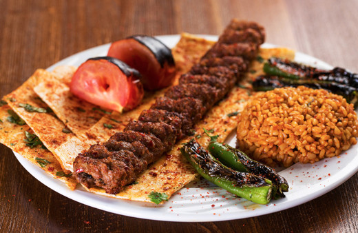 Kebap siparişine son! Bu Urfa kebabın lezzetini hiç bir restoranda bulamayacaksınız