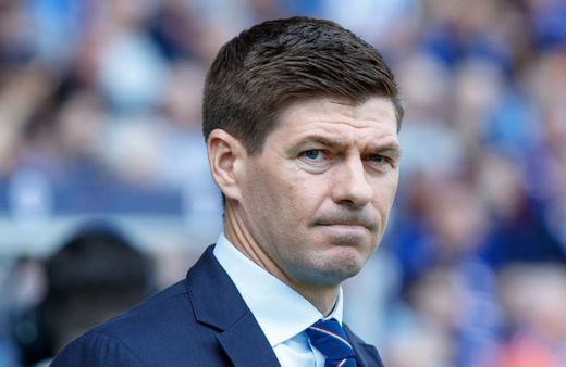Steven Gerrard'ın ipini çektiler 3-0'lık yenilgi bardağı taşırdı