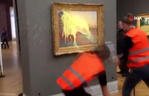 İklim aktivistlerinden 110 milyon dolarlık tabloyu hedef aldı