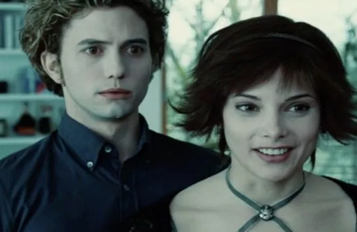 Alacakaranlık Serisinin seksi vampiriydi Ashley Greene'in son hali görenleri şaşkına çevirdi