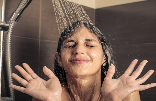 Duş alırken bunu yapmak baş ağrısını geçiriyor!