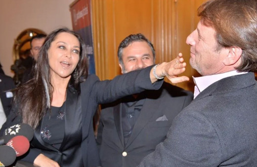 Aralarından su sızmıyor! Hülya Avşar ile Kaya Çilingiroğlu'ndan yeni poz: Böyle keyif yaptılar