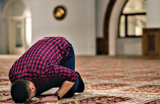 Hüsuf ve Küsuf namazı nedir ne zaman kılınır Diyanet Hüsuf ve Küsuf namazı kaç rekattır?