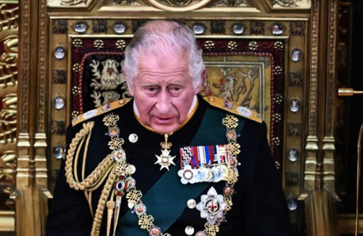 Yeni kral III. Charles'tan ortalığı karıştıracak hamle! Prens Harry ve Prens Andrew'a karşı harekete geçti