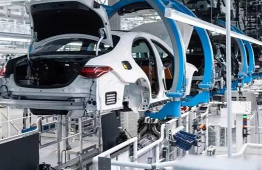 Otomobil devi Mercedes Rusya pazarından tümüyle çıkıyor