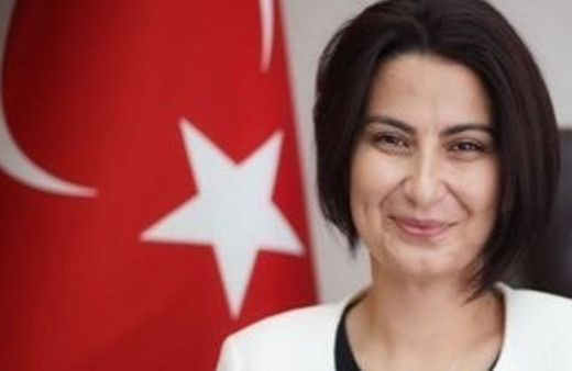 AK Partili Kiraz Belediye Başkanı'nın odasından dinleme cihazı çıktı