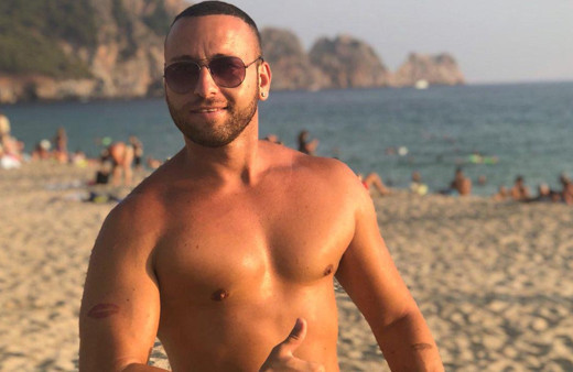 Survivor yarışmasıyla tanınan Taner Tolga Tarlacı intihara kalkıştı!