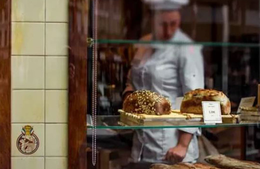 Fransa’da 500 fırıncı bir günlüğüne kepenk kapattı