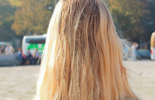 Papatya suyuyla saç nasıl açılır? Sarı saçlara sahip olmanın ucuz ve kolay yolu!