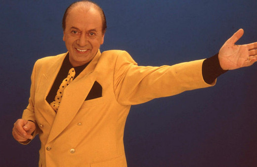 Ünlü sunucu Erkan Yolaç hastaneye kaldırıldı! Rahatsızlığı nedeniyle…