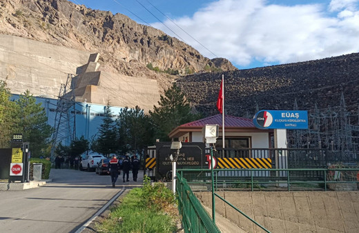 Sivas'ta trafonun patlaması sonucu 1 işçi öldü, 3 işçi yaralandı