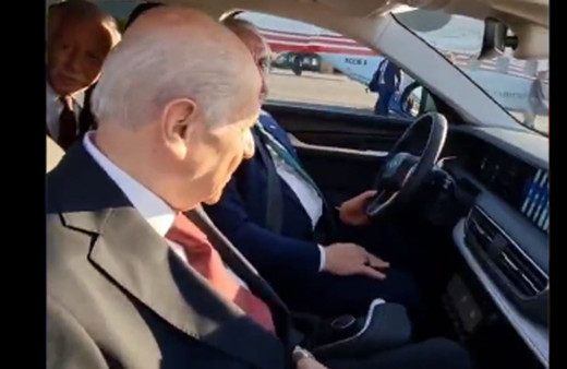 Devlet Bahçeli Togg'a dua ederek bindi