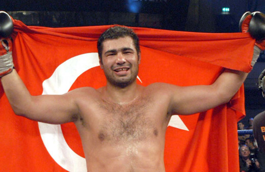 Boğaz'ın boğasıydı 41 yaşında öldü şampiyonluğa ulaşan ilk Türk oldu