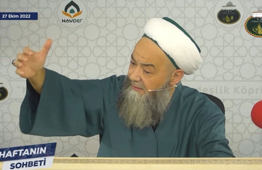 Cübbeli Ahmet Hoca, İmam Hatipleri topa tuttu! Orada okusam ne olurdum bilmiyorum